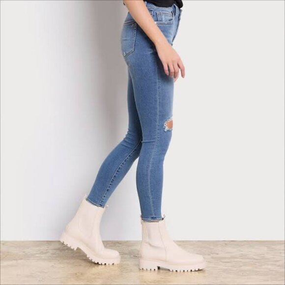 SAM EDELMAN Laguna‎ Ivory Leather Chelsea Boot Size 8.5 - Picture 1 of 15